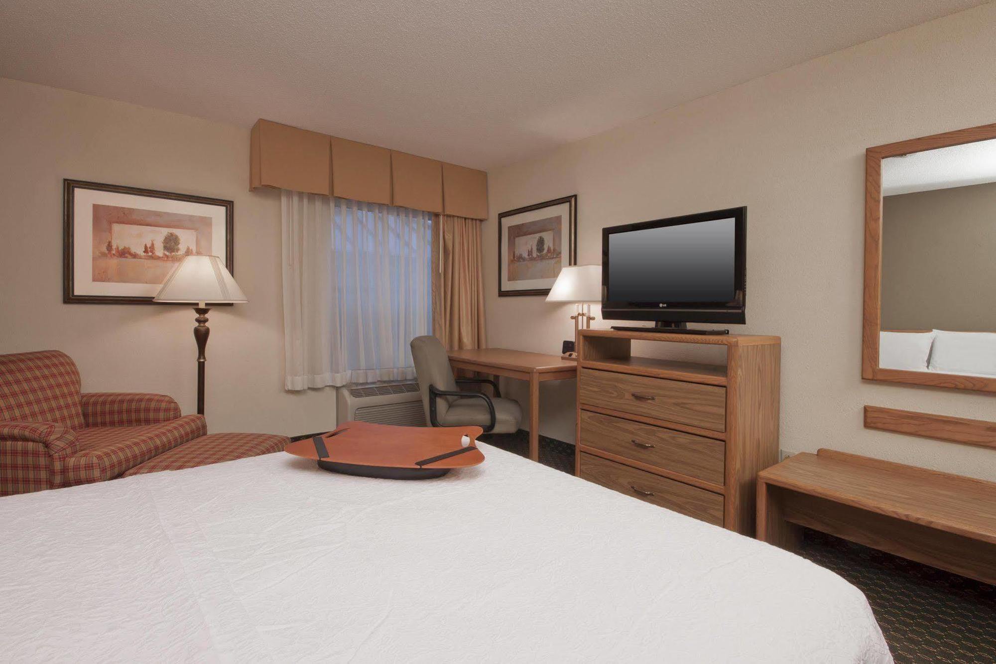 Hampton Inn Binghamton/Johnson City Екстериор снимка