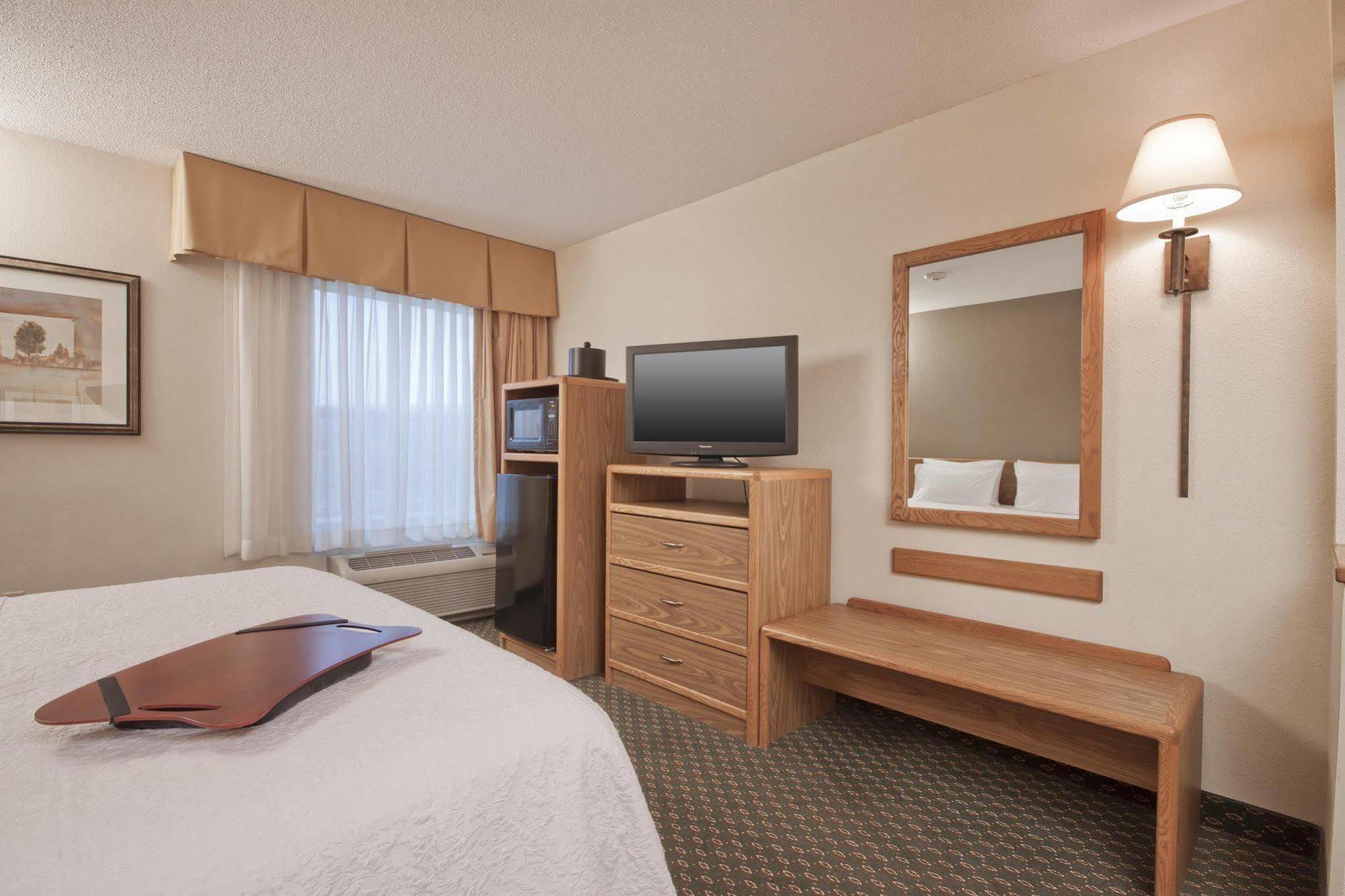 Hampton Inn Binghamton/Johnson City Екстериор снимка